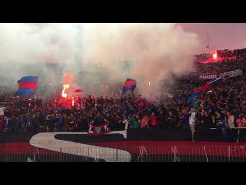 "Los de Abajo "Esta es tu hinchada, la que está en las buenas y en las malas"" Barra: Los de Abajo • Club: Universidad de Chile - La U