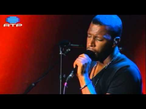 9 Dino D'Santiago @ BLeza - Eva