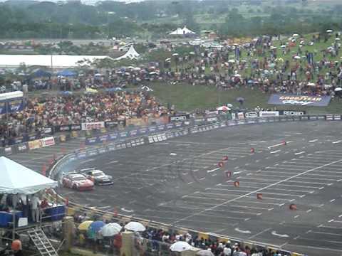 Ryuji Miki vs MadMike - GOODYEAR Formula Drift Malaysia 09 -1.MPG