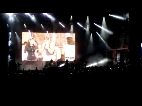 Buraka Som Sistema - Van Damme