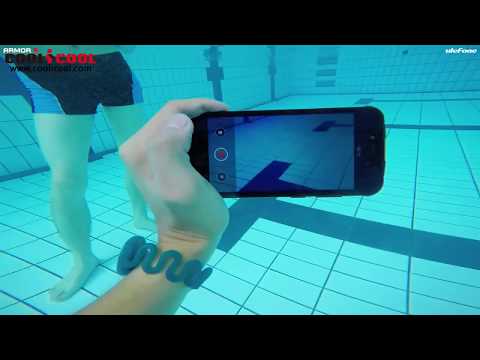 Notch Display Ulefone Armor 5 Waterproof Test in Pool