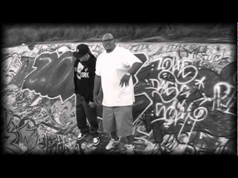 Record Co black n white mix