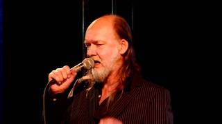 Tuomari Nurmio & Uusi suomalainen Tango-orkesteri - Sunnuntaina (Live)