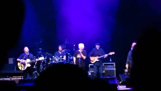 Crosby Stills &amp; Nash - So Begins The Task - Luna Park - Argentina 2012