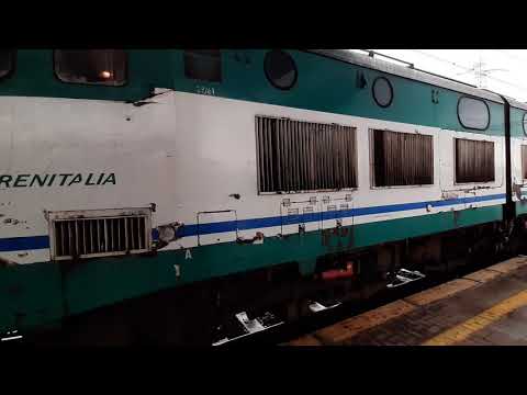 E656.294 ICN 1555 Roma Termini-Siracusa[Vettura Deluxe di Rimando] Stazione di Acireale.