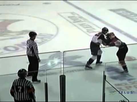 Olivier Croteau vs Gabriel Verpaelst Oct 1, 2011