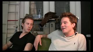 Download lagu AKSI HACKER KEREN. TANPA TOPENG DI DEPAN PUBLIK mp3