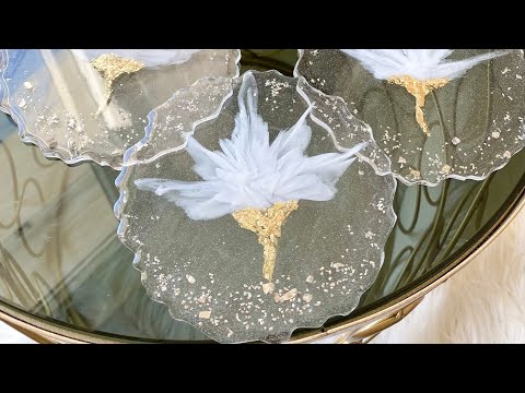 Beautiful Lacing in This Resin Ocean Serving Board