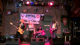 The Mystic Vines -  Broken