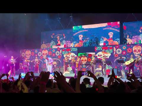 Los Caligaris con Mariachi (ft Pedro Fernandez) En Vivo Auditorio Nacional