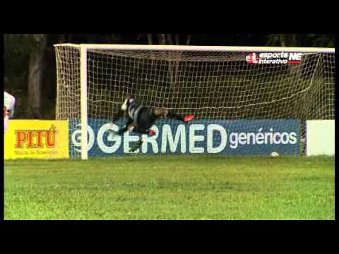 Santa Cruz defeats Vitória da Conquista and secures a spot in the quarterfinals (VITÓRIA DA CONQU...