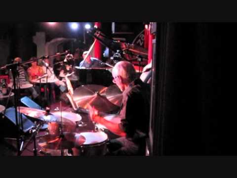 Alex Riel drum solo @  The Pizza Express (London 2010)