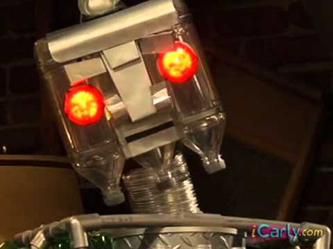iCarly: A Crying Robot?!?