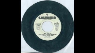Moe Bandy &amp; Joe Stampley - Daddy&#39;s Honky Tonk
