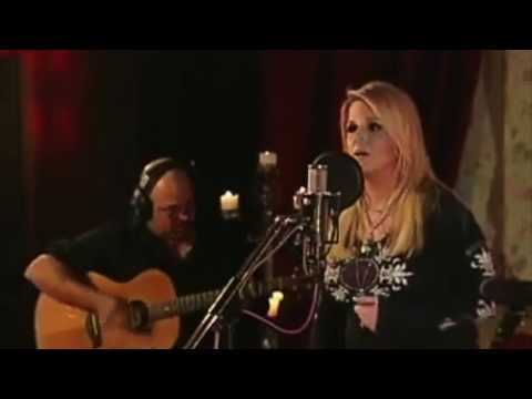 Trisha Yearwood — "This Is Me You're Talking To" — Live