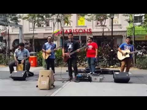 Download Caliph Buskers Satu Hari Di Hari Raya Mp3 dan Mp4 Terlengkap
Gratis