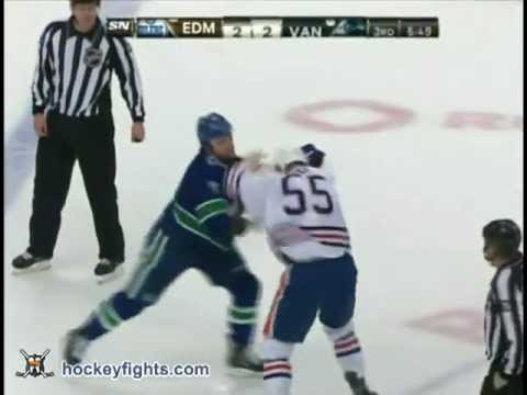 Ben Eager vs Zack Kassian Jan 20, 2013