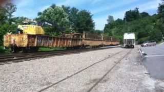 preview picture of video 'CSX Tie-train at Spruce Pine, NC (pt. 2) 6/14/12'