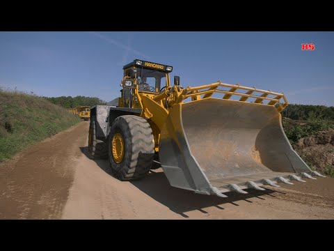 "HANOMAG 77 D Bj 1991" im Kieswerk Roth in Gremsdorf