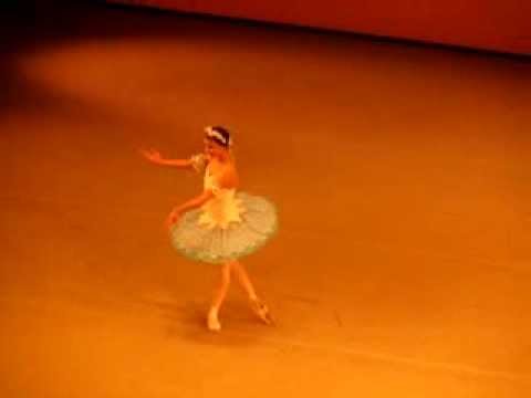 Yanela Pinera  / Osiel Gounod -   Coppélia