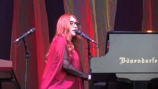 Tori Amos - Smells Like Teen Spirit (Nirvana cover) - Luhmühlen - 2015 FULL HD