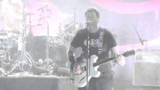 blink-182 Dogs Eating Dogs Live at Sands Bethlehem Event Center 2013