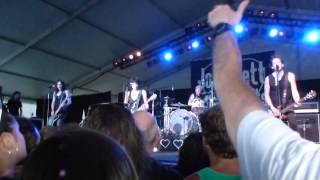 Joan Jett and the Blackhearts - Any Weather (Marin County Fair 07.06.2014)