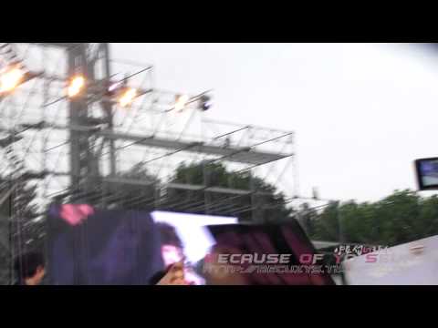 [FANCAM] 110814 BEAST - Beautiful @ Uηitεd Cubε CoηceяT #11