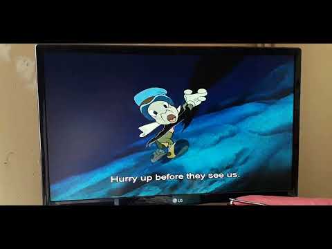Pinocchio and Jiminy Cricket Escapes From Pleasure Island Scene