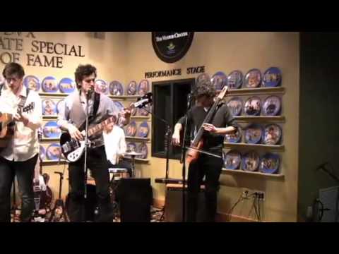 Darlingside performs 'The Catbird Seat' on WDVX