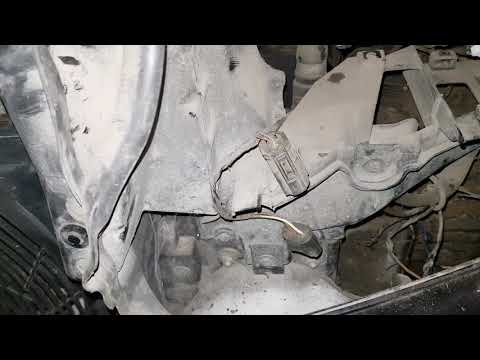 Снятие переднего бампера на BMW X5 E53 Performance