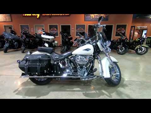 2015 Harley-Davidson Heritage Softail Classic FLSTC