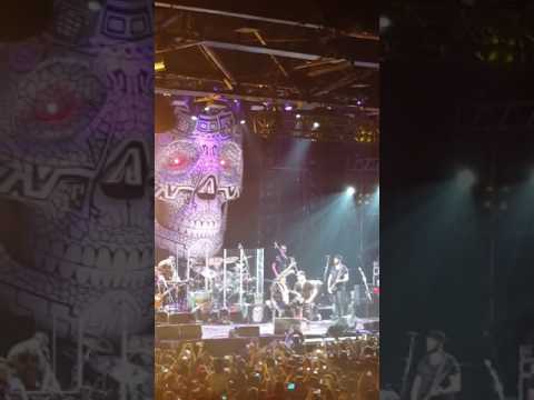 Por esa puta costumbre - La beriso con Cacho castaña 25 de mayo en Estadio obras