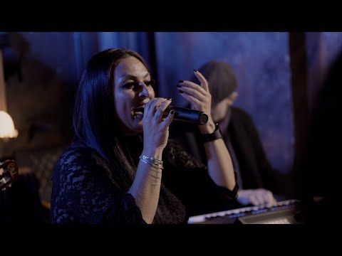 DEĞİRMEN Masadayız | Pınar Yaşar - Unutamadım (Kaç Kadeh Kırıldı)