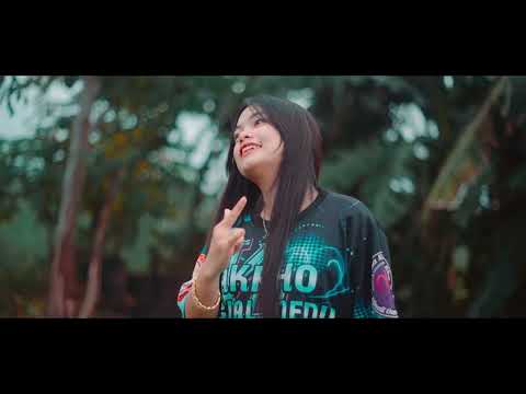 AKING PINAGMAMALAKI.  BY. JANGGO HUSTLER  FT. SIS MELA OF M4 CHAPTER