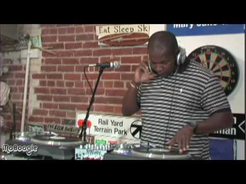 DJ LOGIC in the P'Nut Gallery - part 3