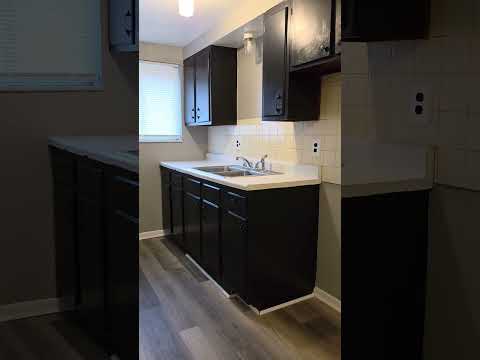 21 W Parkwood Dr - Video 2 of 2