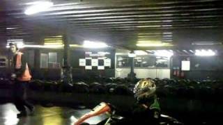preview picture of video 'karting at crawley teamsport Grand Prix track 17/02/2011'