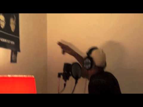 Daddy Freddy : Destroyed the space invaders " Distilerz New Dub-Plate 2013 "