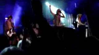 negative, 070707 Aitoo, LA feeding fire