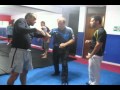 Clase de Sambo Combat: Entrada a piernas con ...