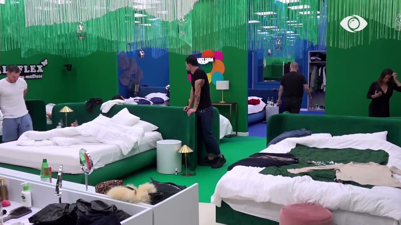 Je simpatike prandaj të pëlqej/ Aldo bisedon me Livian