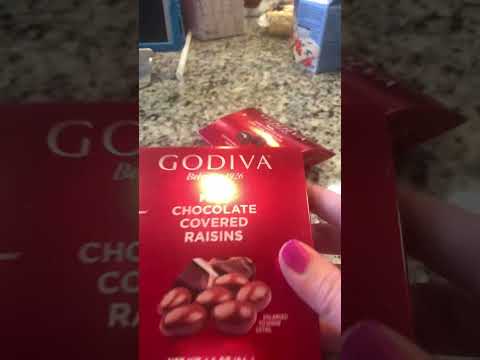 ASMR🌈Amazing GODIVA #asmr #satisfyingsounds #satisfying #fyp #chocolate #viral