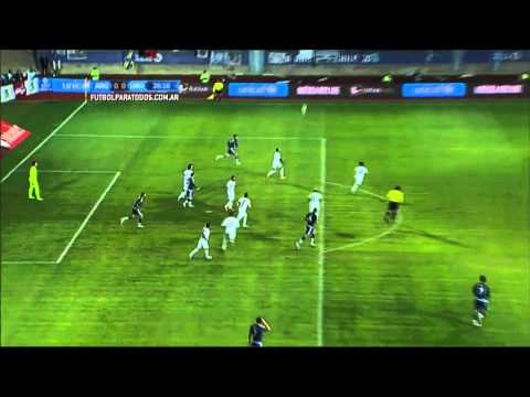 Al Kun le faltó dirección. Argentina 0 - Uruguay 0. Grupo B. Copa América 2015. FPT.