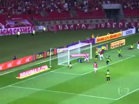 Brasileirão 2014 - Internacional 4 X 2 Coritiba