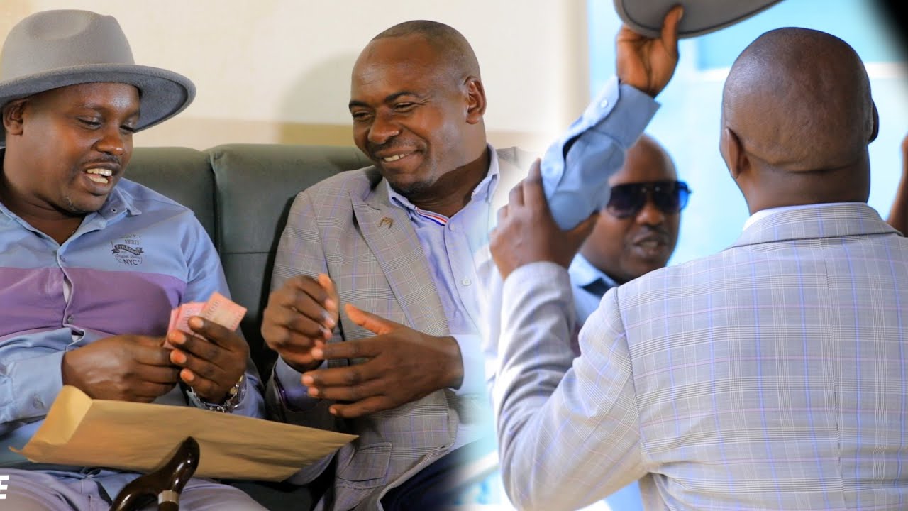 Salongo yinjije Pastor Claude mu bupfumu  bari bafatanye mu mashati   mu rugo byari ibicika