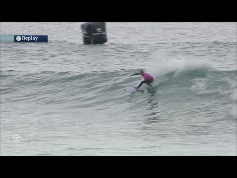 Nikki Van Dijk Opens Strong
