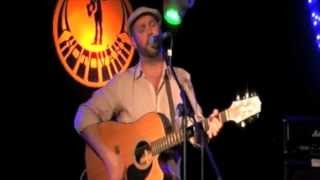 Video Alasdair Bouch - This Song's About You (Live)