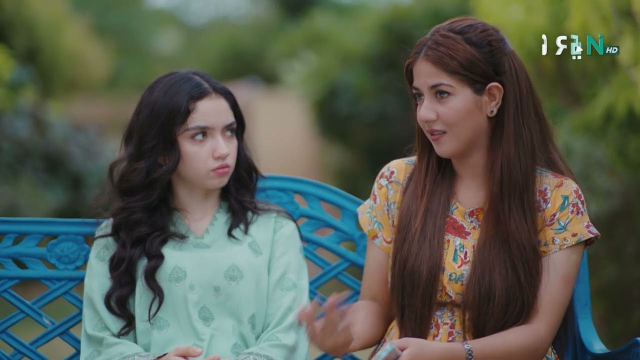 Kitna Behudda Mashwara Diya Tumne | Maa | Aina Asif - Ahmed Rafique - Sunita Marshall | Green TV