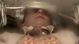 Extrait - Voler le cerveau du Docteur (Vo)